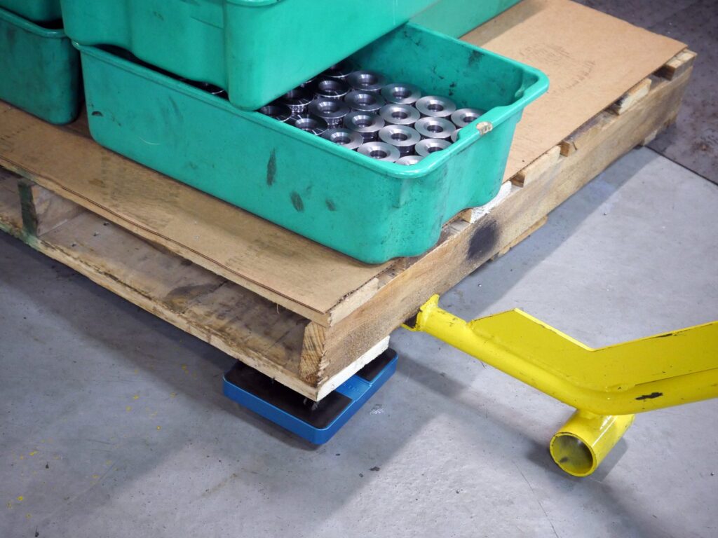 Loaded pallet resting on Hudson Haulers